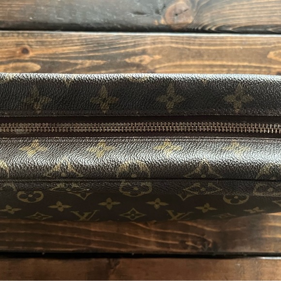 Vintage Louis Vuitton Trousse Toiletry 28 -Pre date code use - Picture 8 of 15